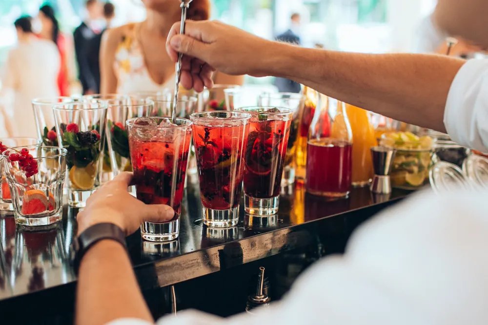 full bar full bar